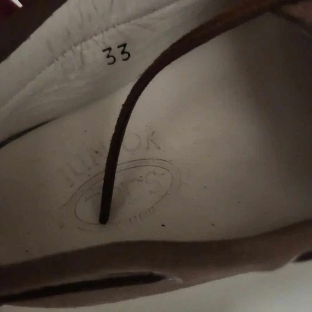 Tod's Driving Shoes Suede‎ Brown Junior Size 33 Gommino Loafers